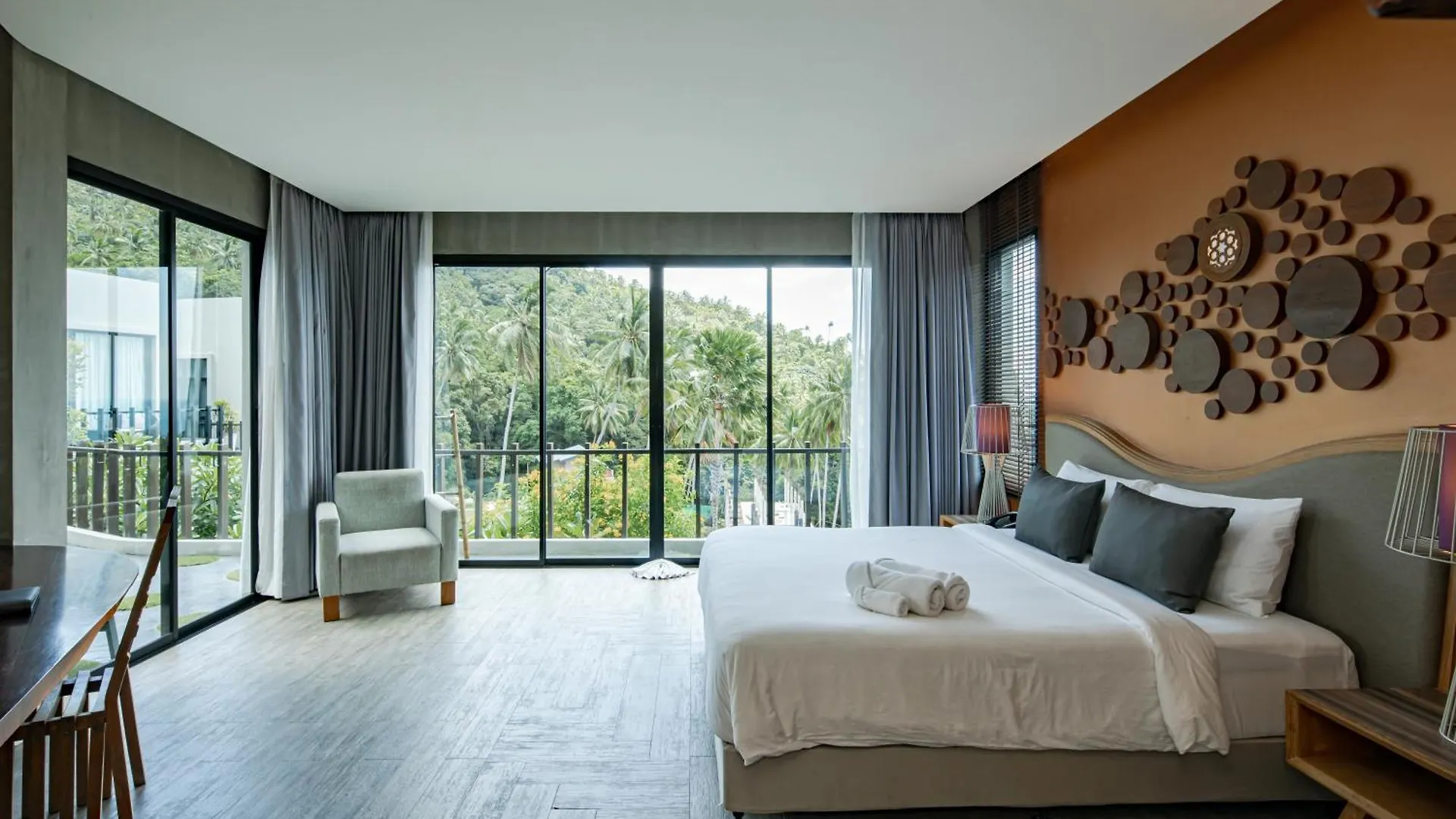 The Tarna Resort, Koh Tao 4*,