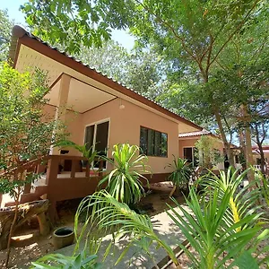 Baan Long Lodge Koh Lanta