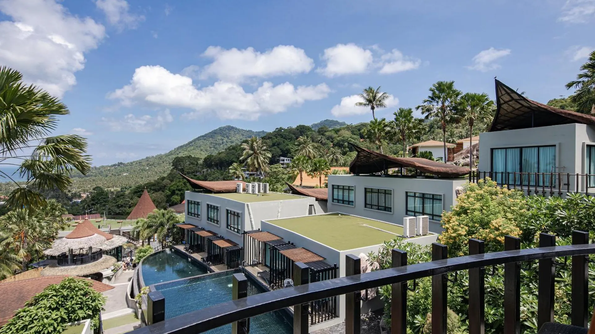 The Tarna Resort, Koh Tao Resort